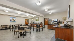 Free daily continental breakfast - Best Western Wilsonville Inn & Suites (Wilsonville)
