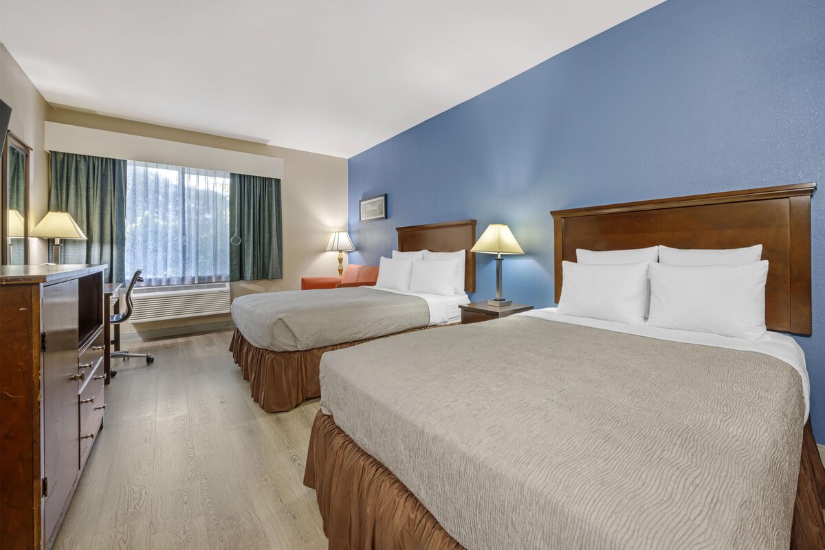 Standard Room, 2 Queen Beds, Accessible, Refrigerator & Microwave