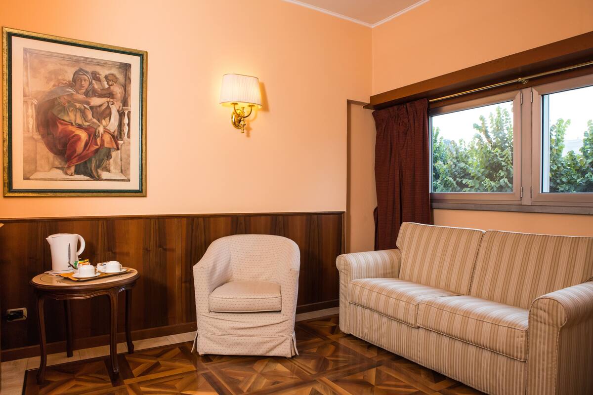 family room | living area | smart tv