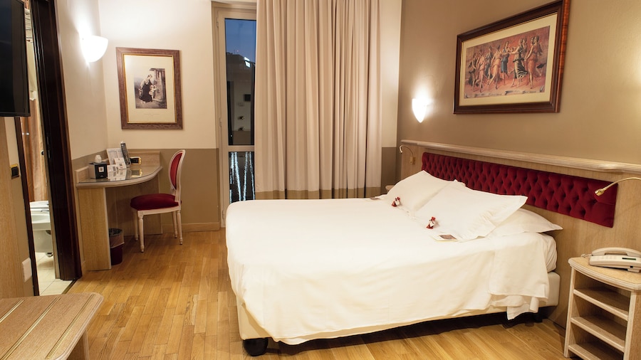 サンタ バーバラ ホテル