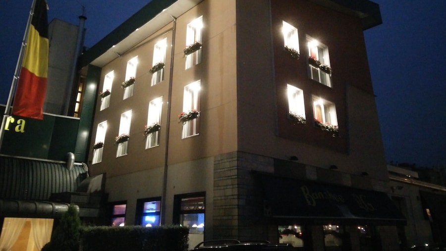 Santa Barbara Hotel