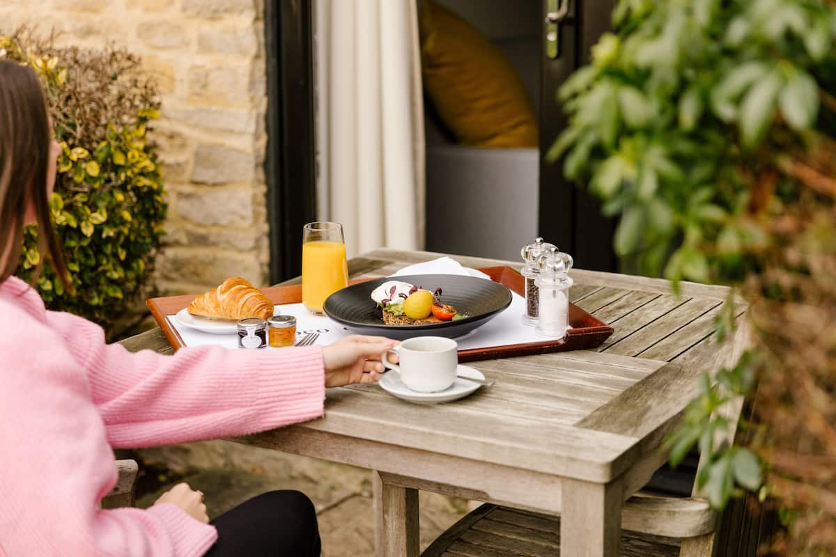 room service – dining