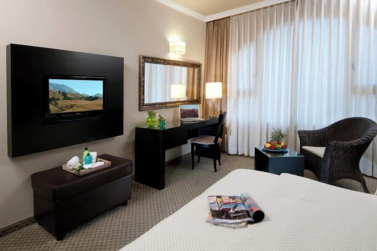 Superior Junior Suite