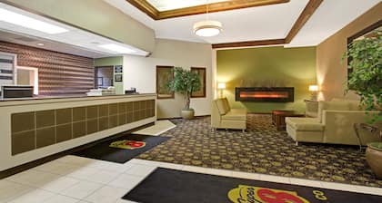 Super 8 by Wyndham Wheat Ridge/Denver West