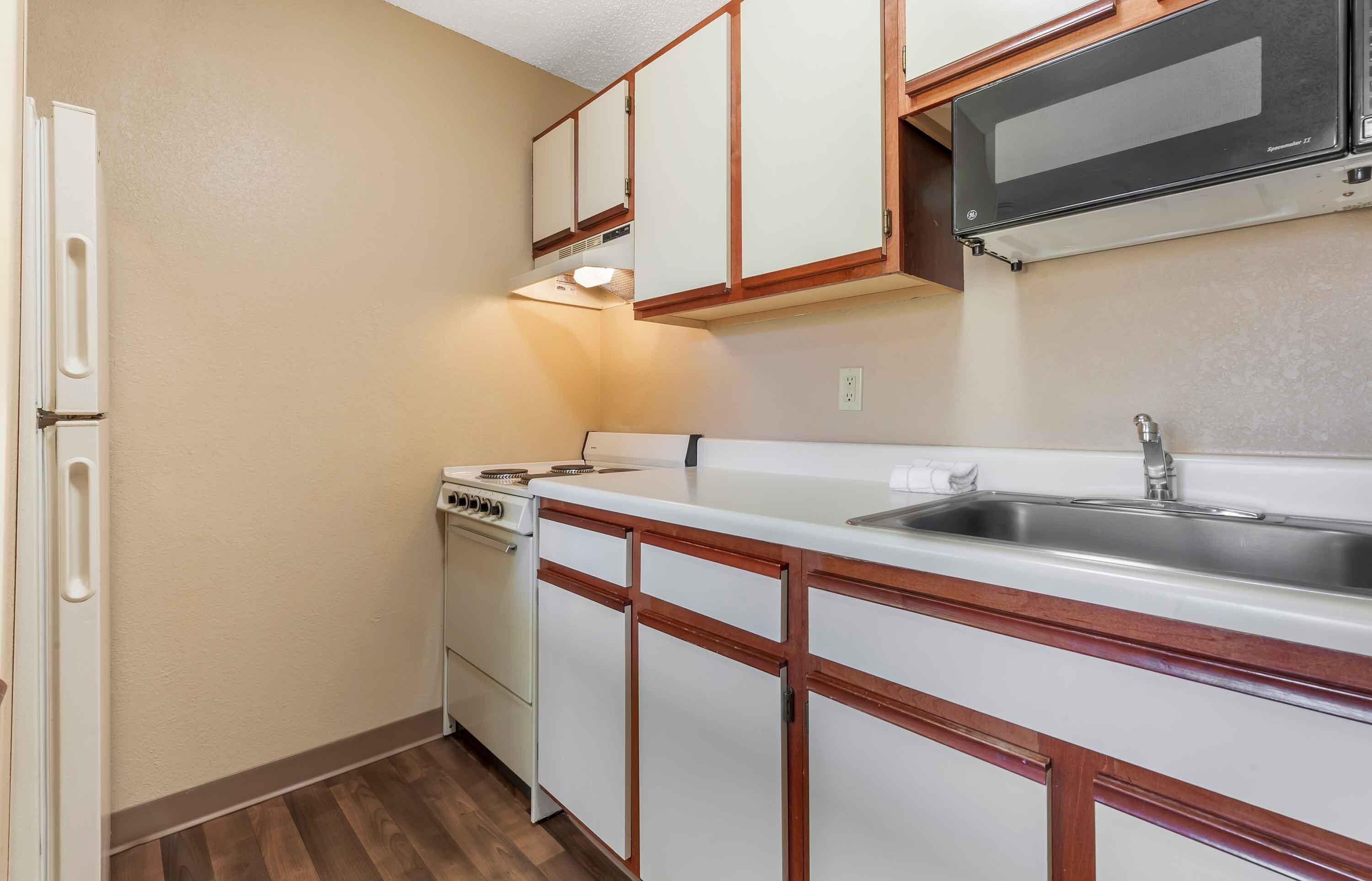 Foto - Extended Stay America Select Suites - Rockford - State Street