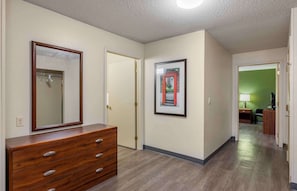 Desk, laptop workspace, iron/ironing board, free WiFi