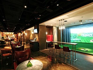 Cocktail bar