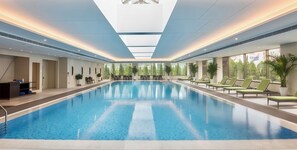 Indoor pool - Shangri-La Dalian (Dalian)
