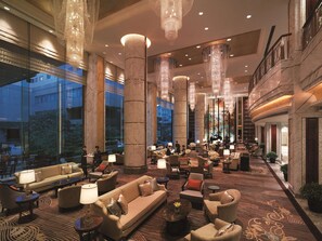 Cocktail bar