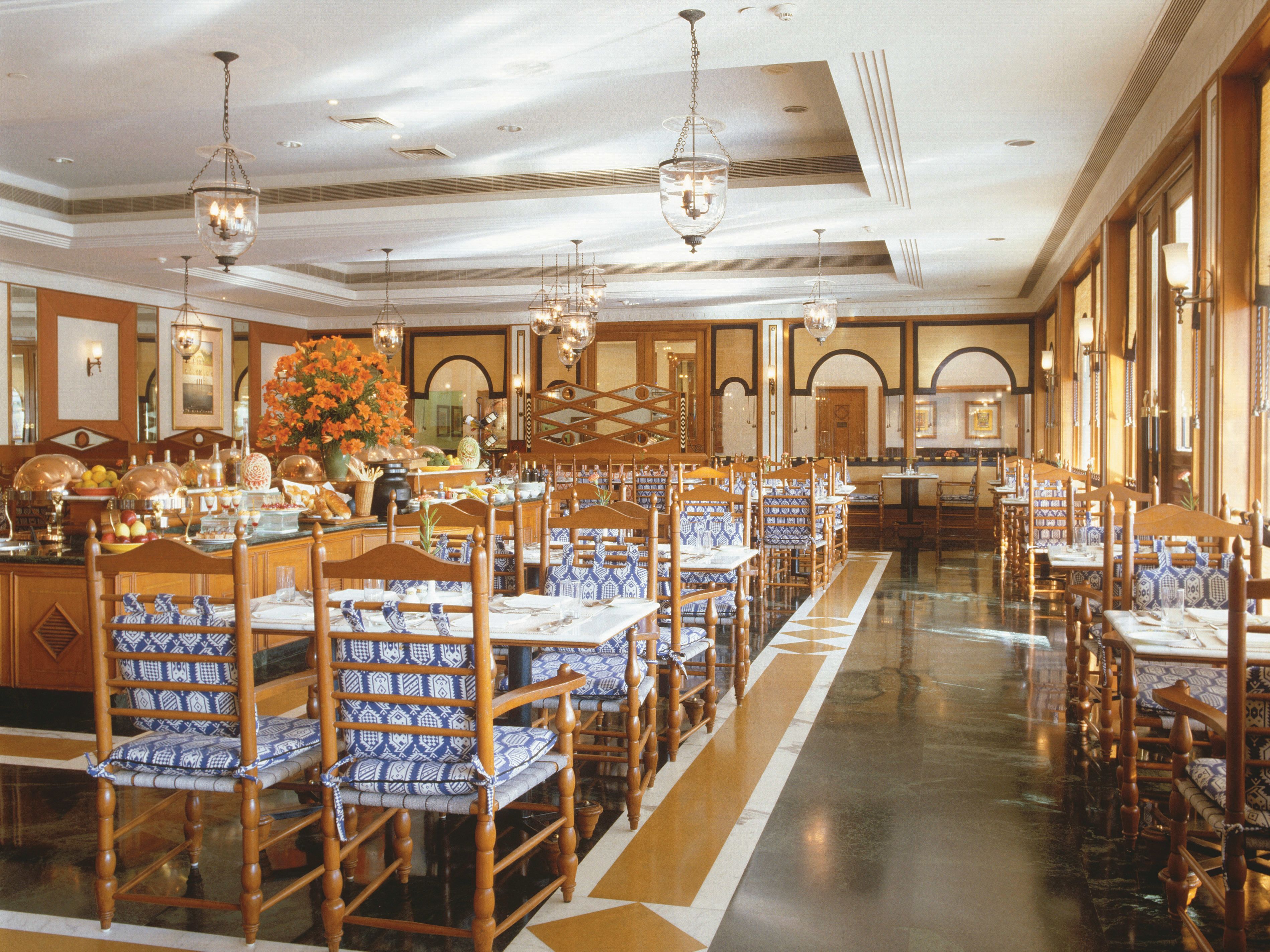 breakfast, lunch and dinner served