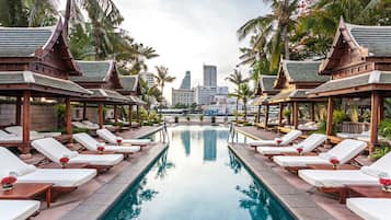 Outdoor pool, sun loungers