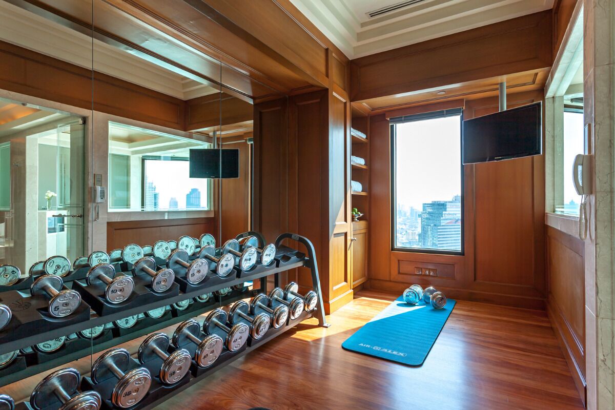 suite (the peninsula) | in-room fitness