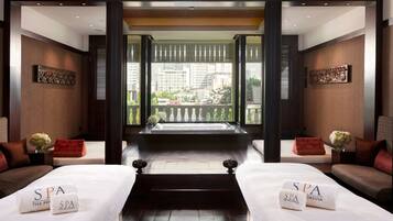 Couples treatment room(s), sauna, hot tub, steam room, body treatments
