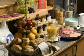 Gratis morgenmadsbuffet hver dag