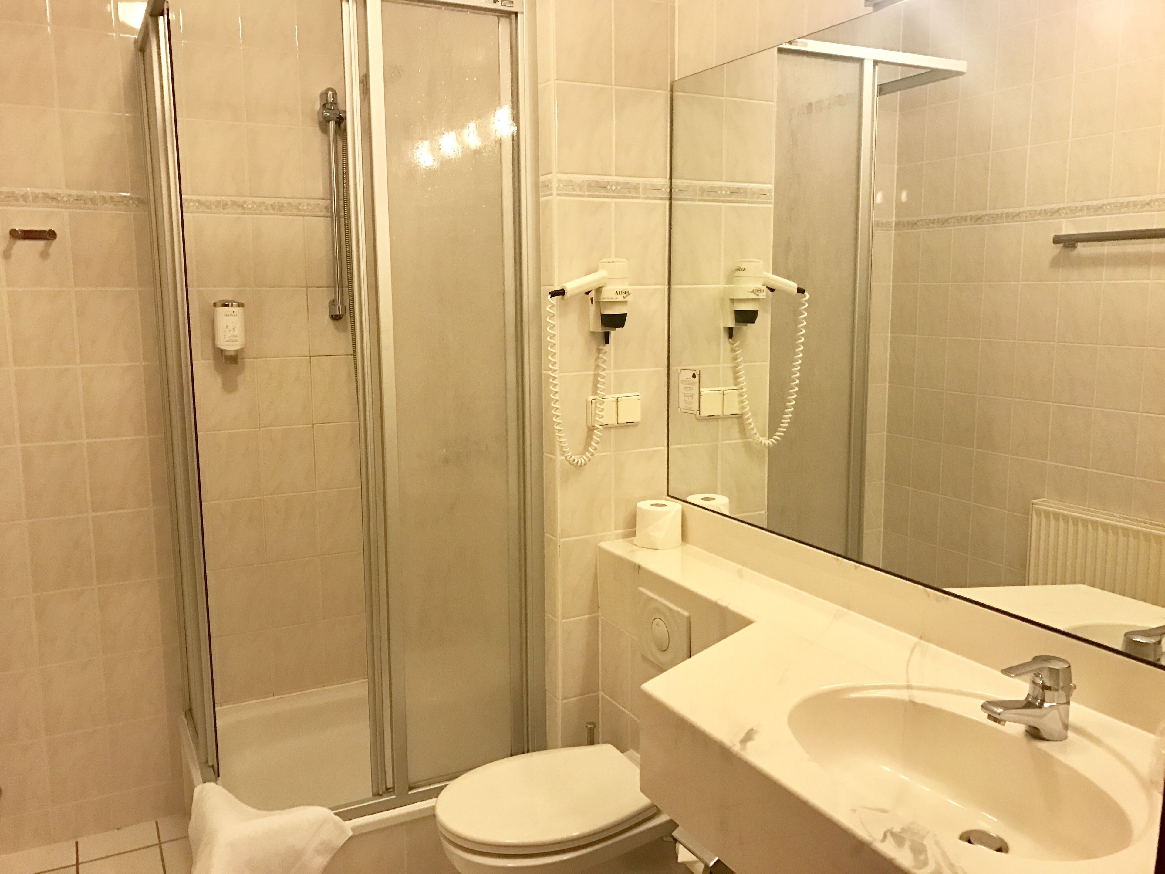 family apartment | bathroom | shower, towels
