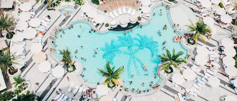 Outdoor pool, cabanas (surcharge), pool umbrellas