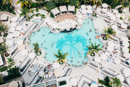 Loews Miami Beach Hotel – South Beach