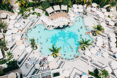 Loews Miami Beach Hotel – South Beach