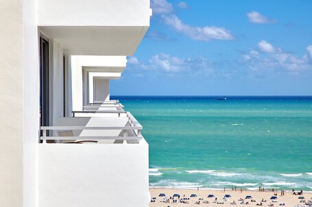 Loews Miami Beach Hotel South Beach - Image 16