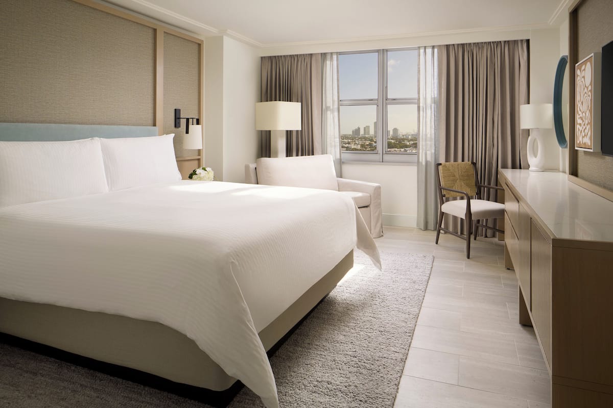 Suite, vista a la bahía | Lugar de interés