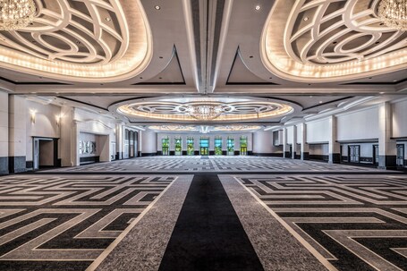 Loews Miami Beach Hotel South Beach - Image 4
