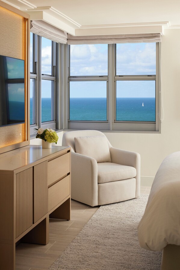 Suite, 1 King Bed, Balcony, Oceanfront | 1 bedroom, premium bedding, down comforters, in-room safe - Loews Miami Beach Hotel – South Beach (Miami Beach)