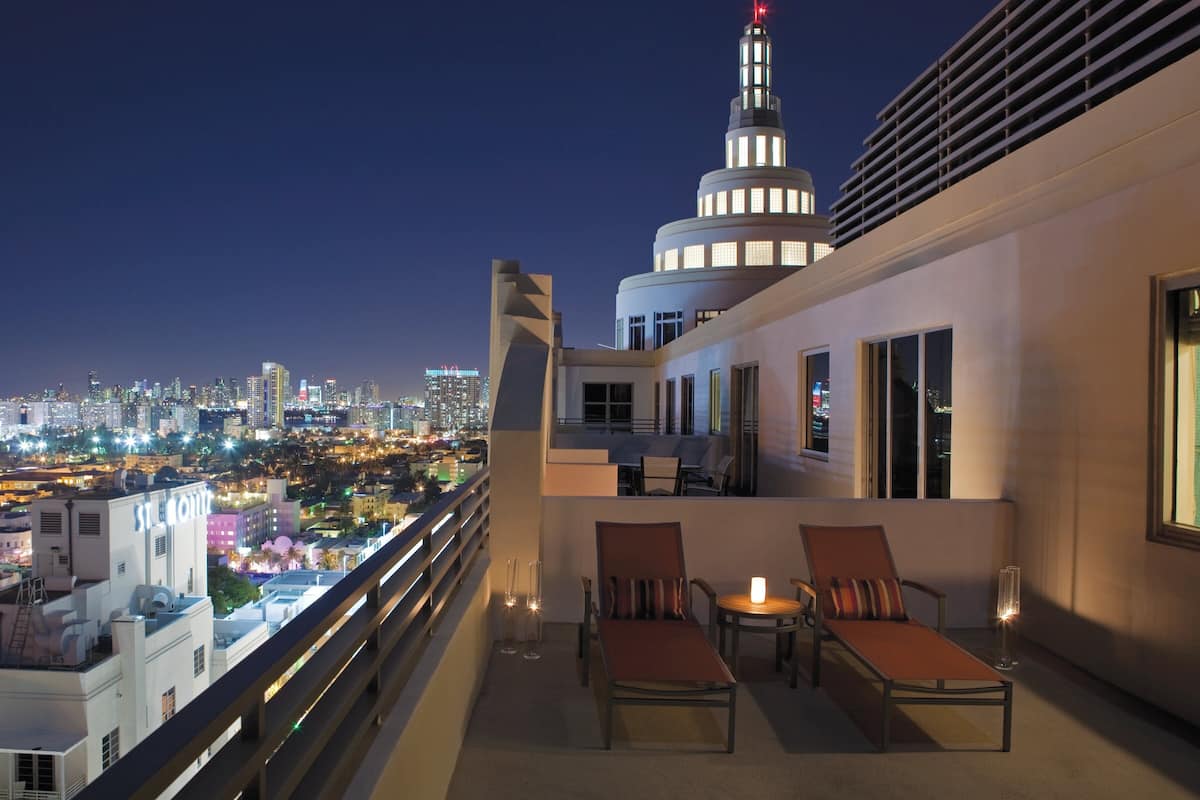 Suite, 1 habitación, terraza | 1 dormitorio, ropa de cama de alta calidad, edredones de plumas