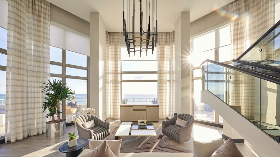 Loews Miami Beach Hotel – South Beach