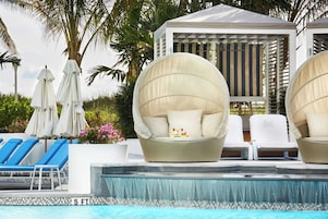 Outdoor pool, cabanas (surcharge), pool umbrellas