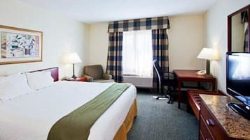 1 間睡房、特厚豪華床墊、房內夾萬、書桌