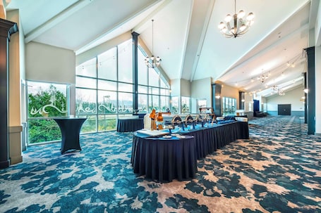 Meeting facility