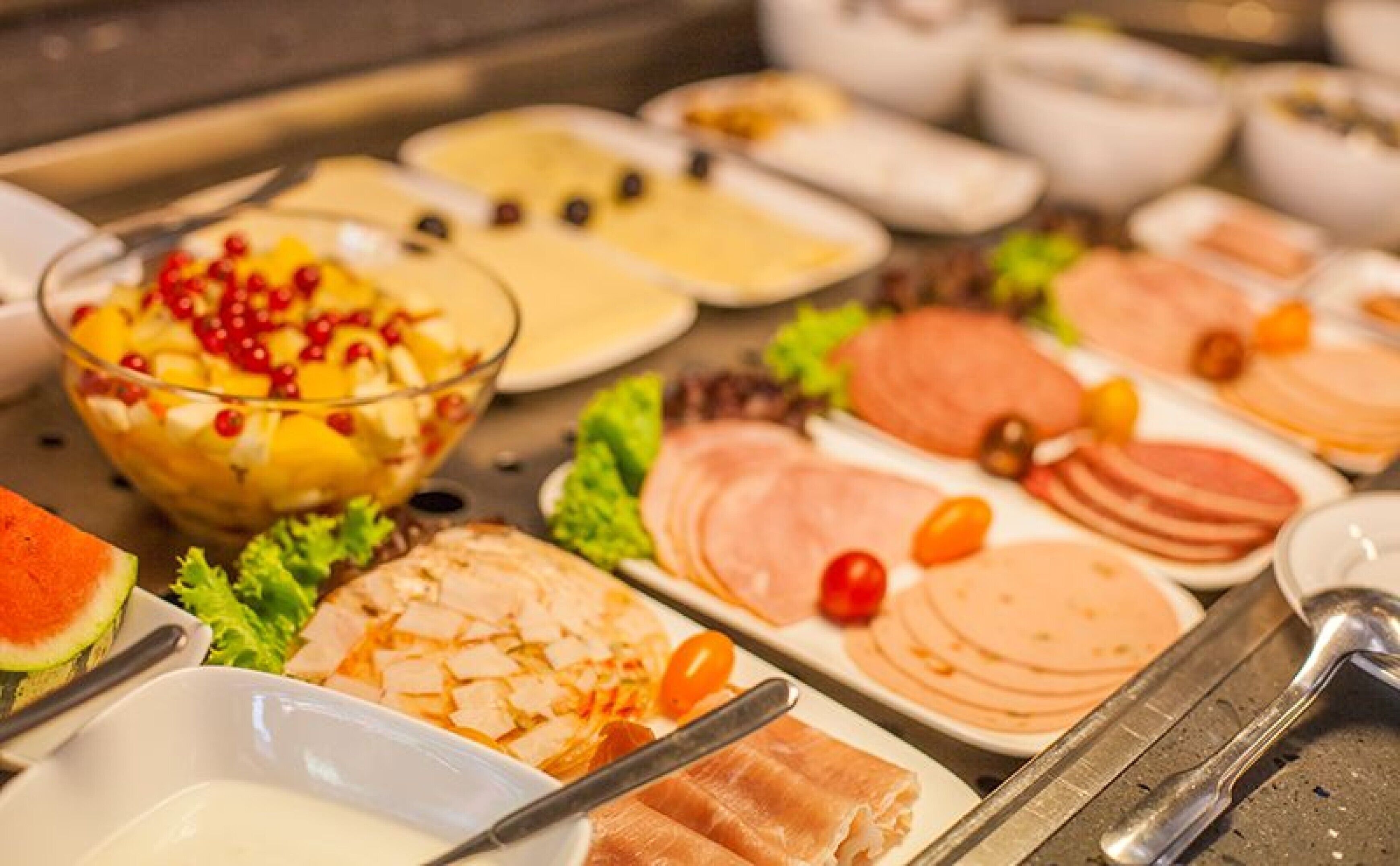 daily buffet breakfast (eur 9.5 per person)