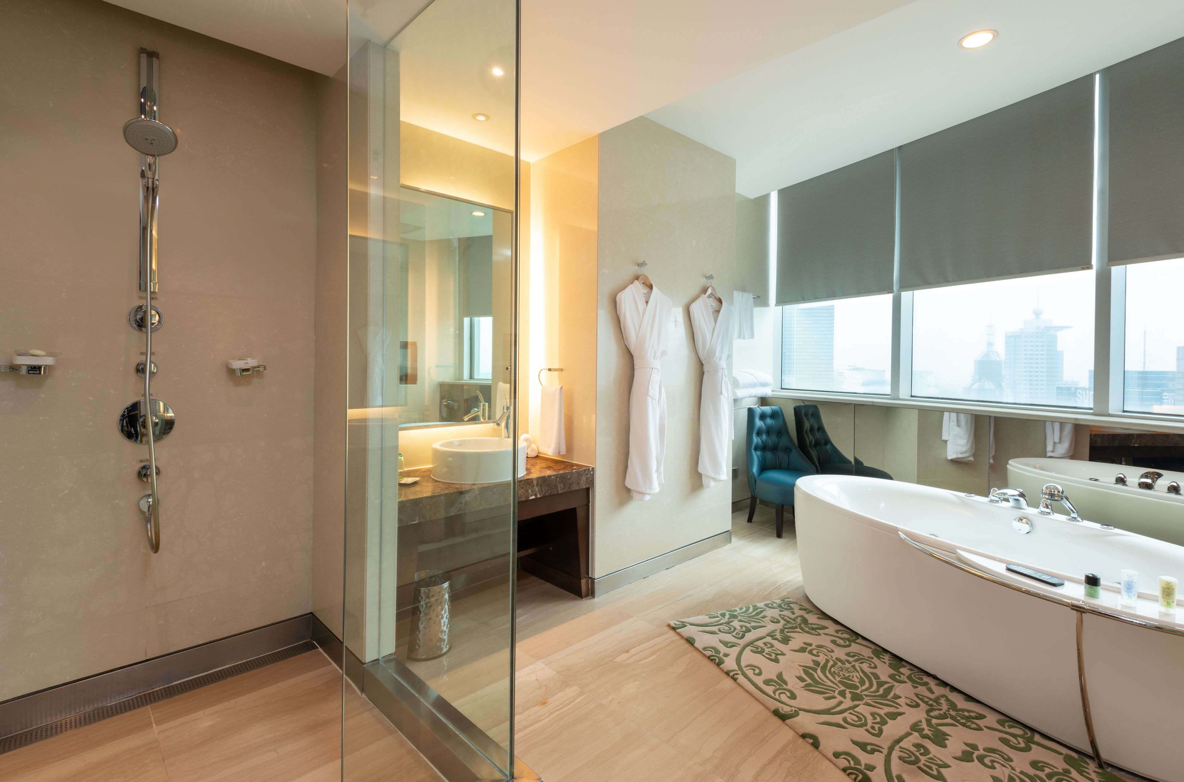 suite, 2 bedrooms, accessible bathtub, club lounge access (living lounge access) | bathroom | combined shower/bathtub, hair dryer, bathrobes, slippers