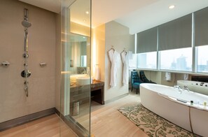 Suite, 2 Bedrooms, Accessible Bathtub, Club Lounge Access (Living Lounge Access) | Bathroom | Combined shower/tub, hair dryer, bathrobes, slippers - Holiday Inn Shanghai Pudong by IHG (Shanghai)