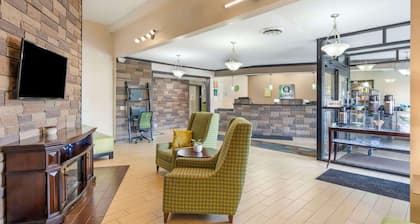 Quality Inn & Suites