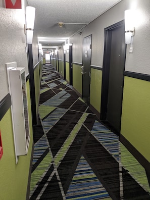 Hallway - Quality Inn & Suites Delaware South (Delaware)