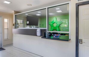Lobby - Extended Stay America Suites Arlington (Arlington)