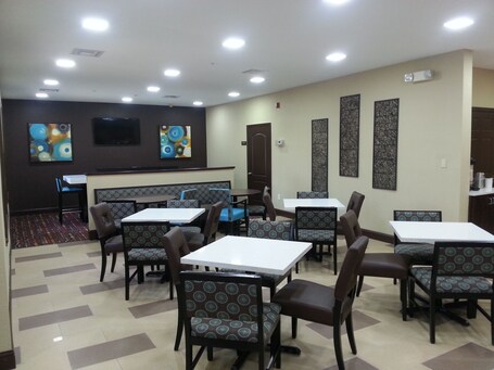 Best Western Sugar Sands Inn Suites - Image 11
