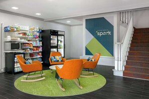 Lobby - Spark by Hilton Destin (Destin)
