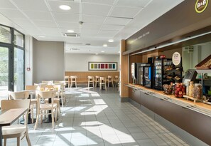Restaurant - B&B HOTEL Orly Rungis Aéroport (Rungis)