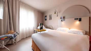 Literie de qualité supérieure, surmatelas, chambres insonorisées