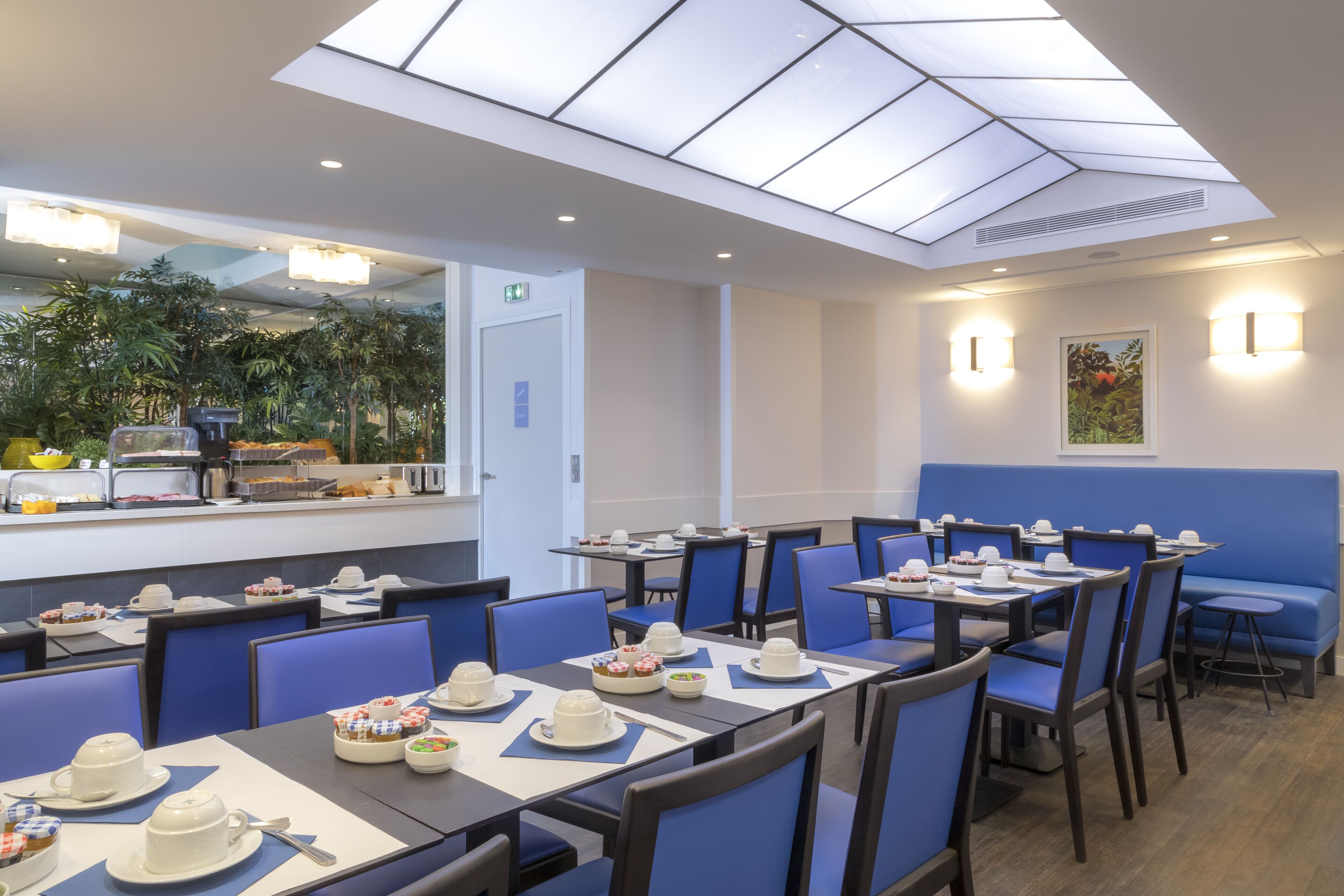 daily buffet breakfast (eur 17 per person)