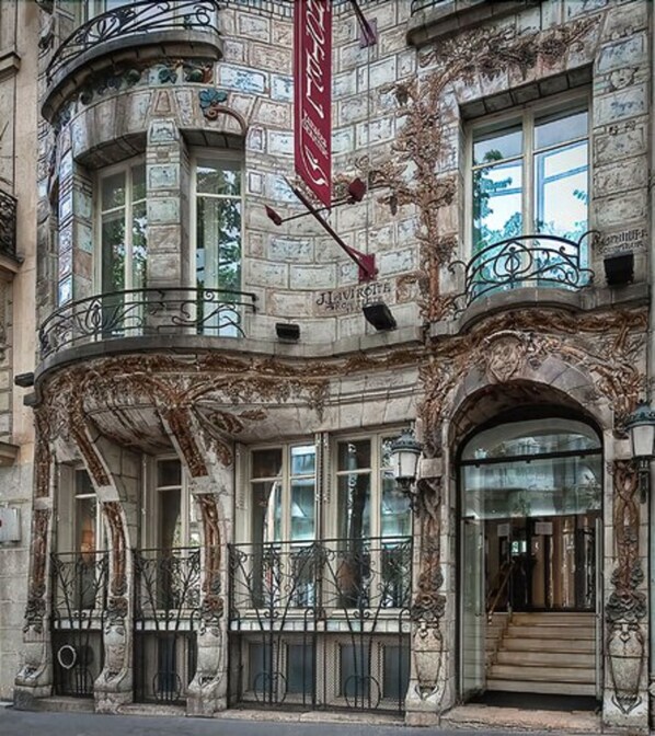 Entrée de l’hébergement