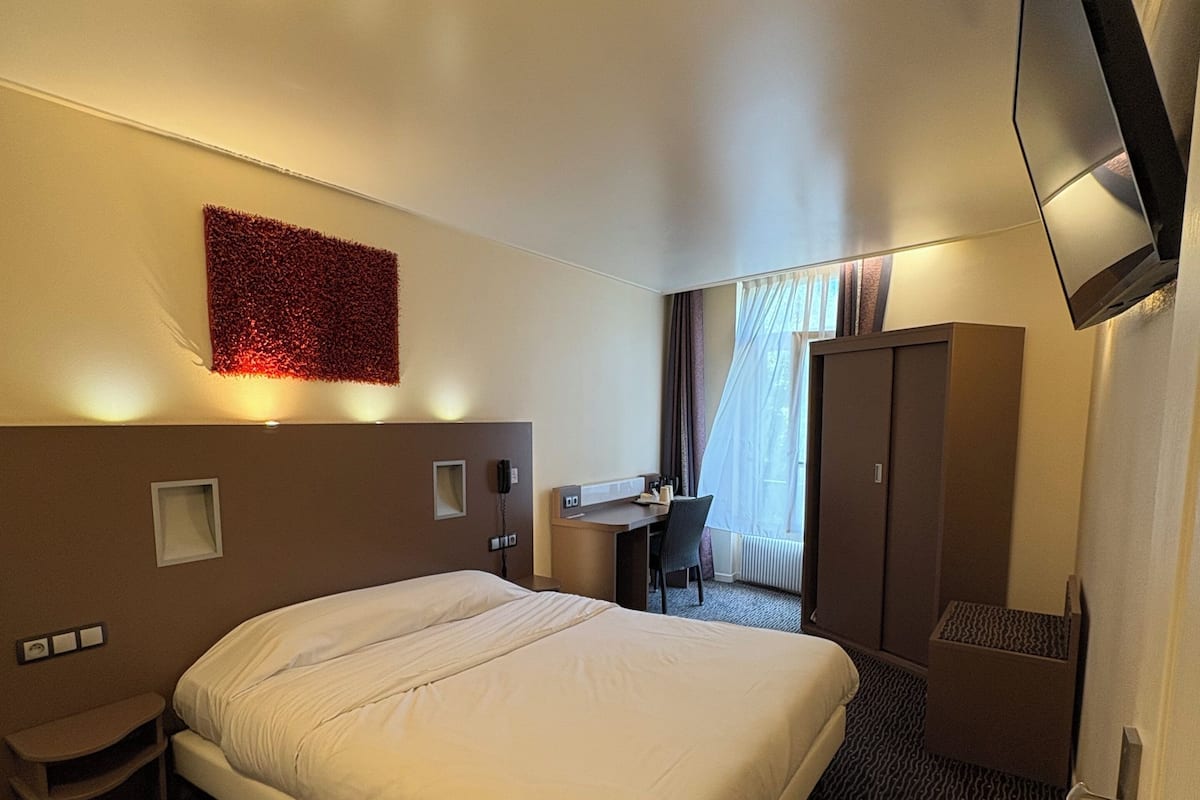 Standard Double Room (1 ou 2 persons) | Minibar, desk, blackout curtains, soundproofing