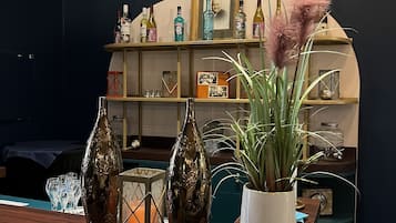 Servizio di colazione, pranzo e cena