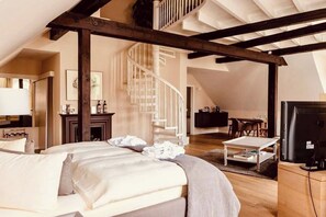Suite, 2 dobbeltsenger (Guenter Grass)