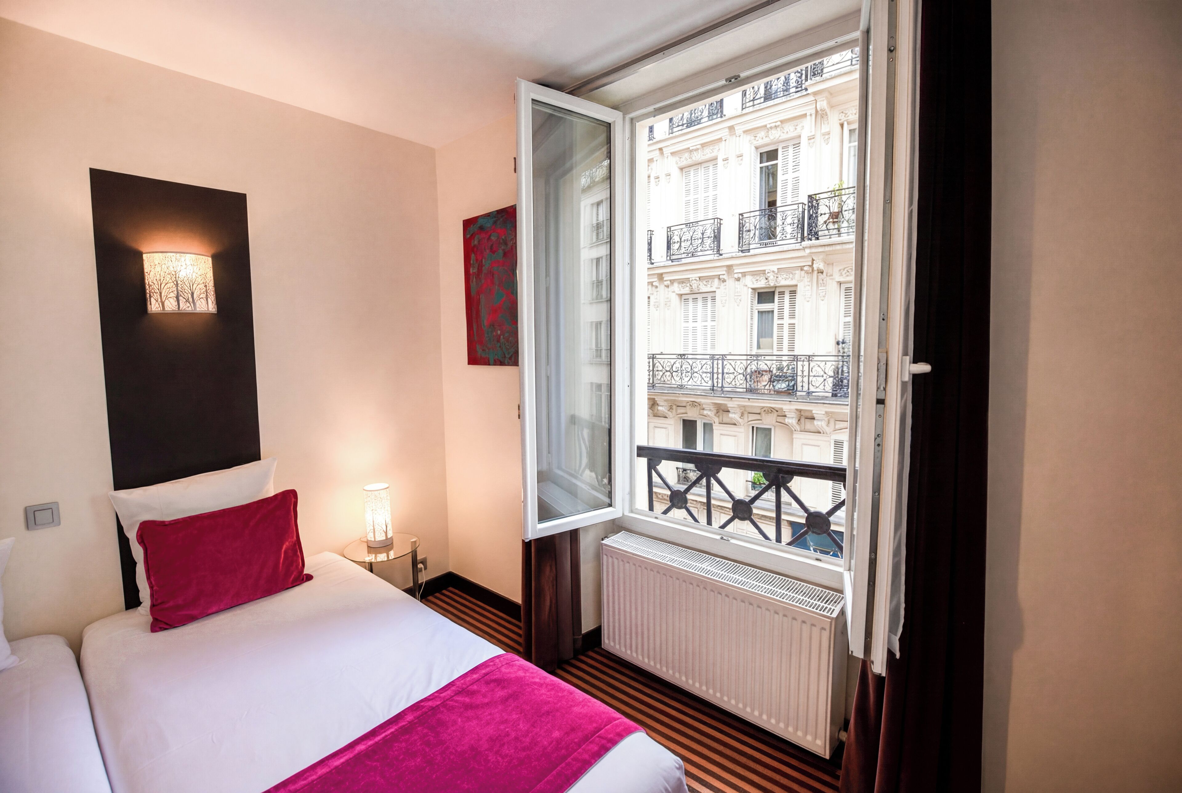 Camera Superior | Una cassaforte in camera, con stile personalizzato