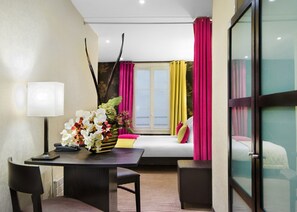 Superior Room | In-room safe, individually decorated, individually furnished, desk