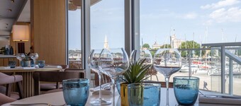 拉羅歇爾老港美居酒店