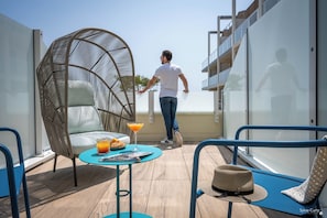 Room, 1 Double Bed, Terrace | City view